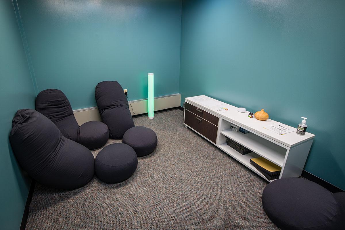 A new sensory room in the B.D. Owens Library is furnished with soft seating, lighting options, an aroma diffuser and a noise machine to help students reduce anxiety. (Photo by Lilly Cook/Northwest Missouri State University)